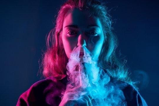 negative effects of e-cigarettes revealed in da ga truc tiep 67 report for parents negative effects of e-cigarettes revealed in da ga truc tiep 67 report for parents